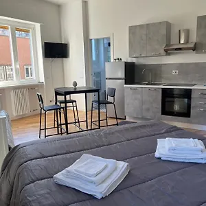 Nice And Comfy : Central Area Of Milano